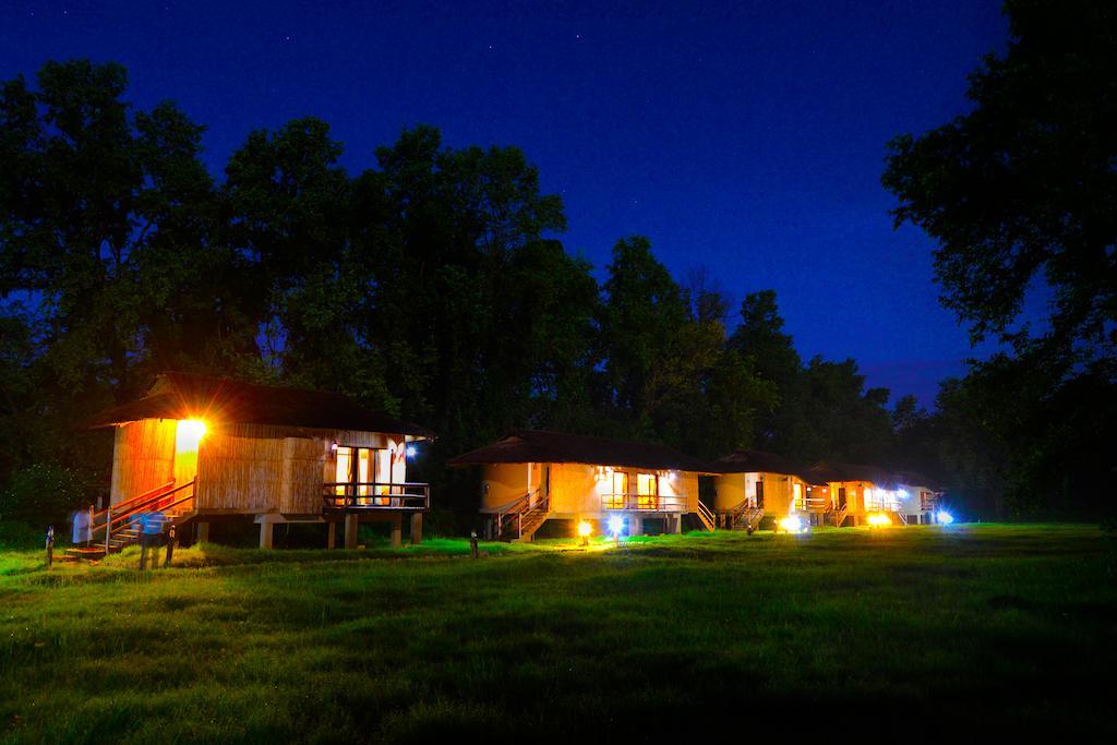 Temple Tiger Green Jungle Resort Kawasoti Extérieur photo
